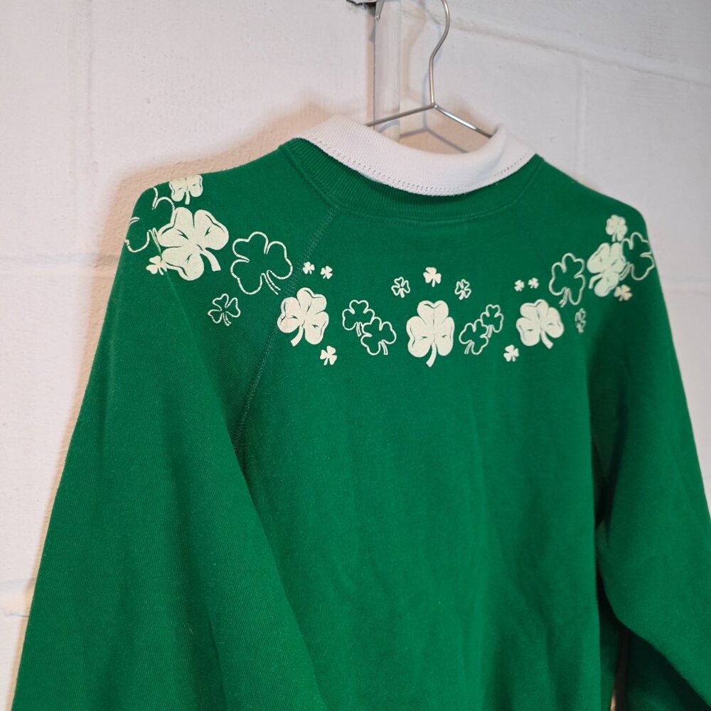 Cottagecore Granniecore Preppy Acedemia St. Patrick's Day Collared Sweatshirt - Picture 7 of 10